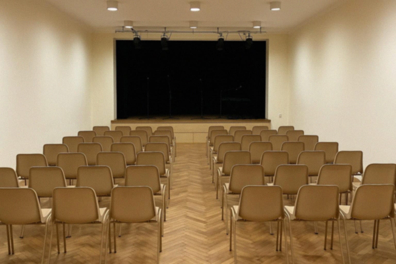 Wolne miejsca w grupach stałych Domu Kultury Westerplatte